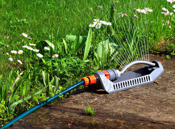 Quel système d’arrosage automatique pour le jardin pendant les vacances ? Jardinier à Quinsac